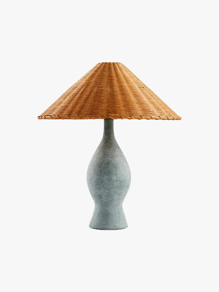 Sanctuaries of Sedentary Sophistication: Curated Comfort for the Discerning Reader 25