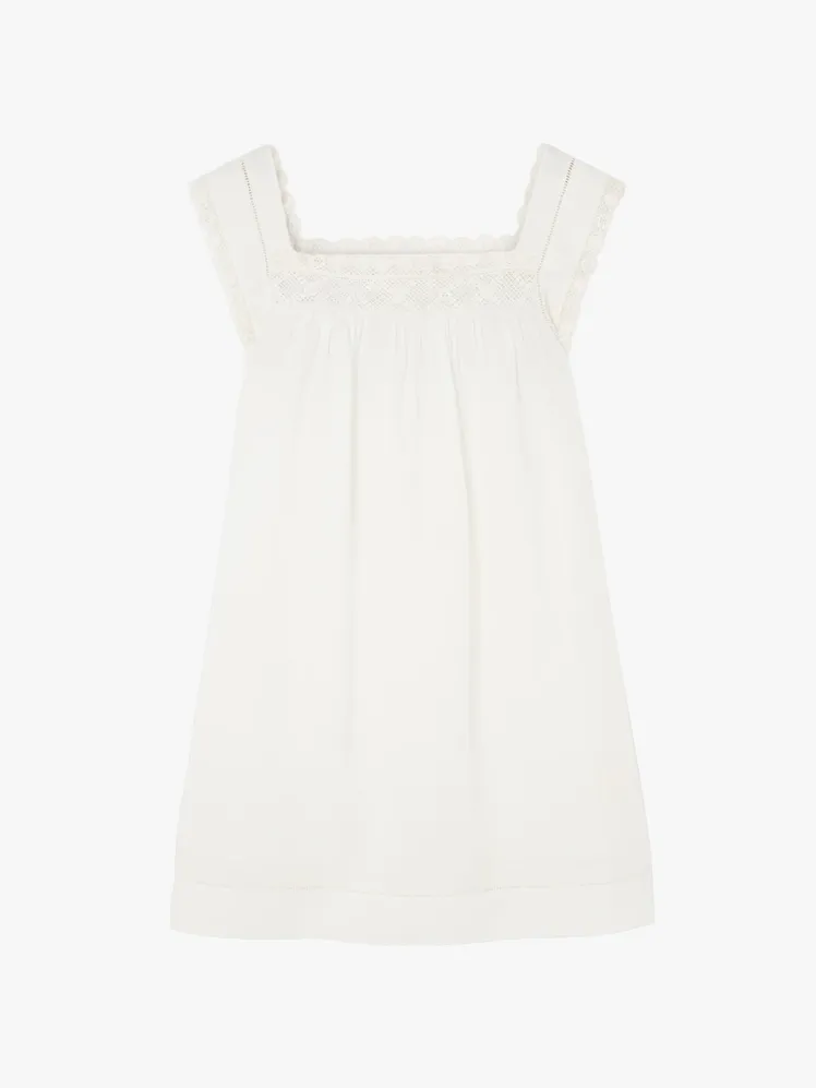 Chic Summer Ensembles: A Symphony in White 73
