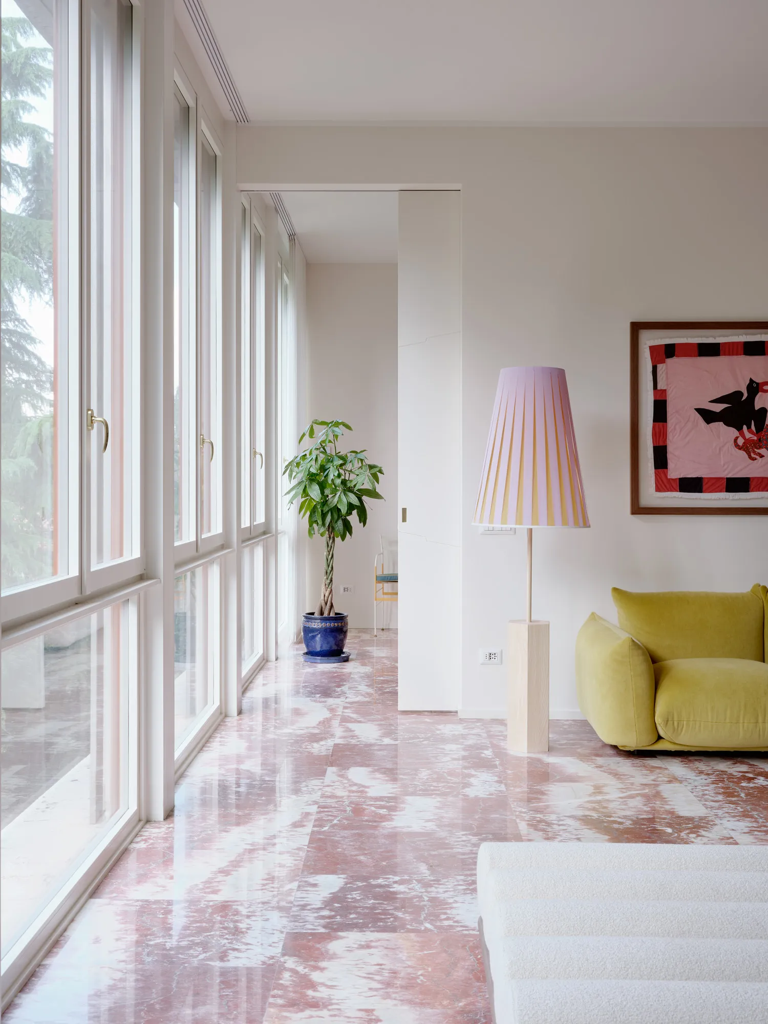 Milanese Bloom: Where Blush Marble Meets Springtime Serenity 22