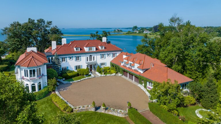 Gilded Shores: Kathie Lee Gifford's Gilded Age Estate Surfaces at a $100 Million Confluence of Coastal Grandeur and Celebrity Legacy 20