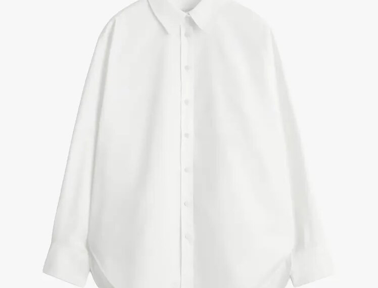 Chic Summer Ensembles: A Symphony in White