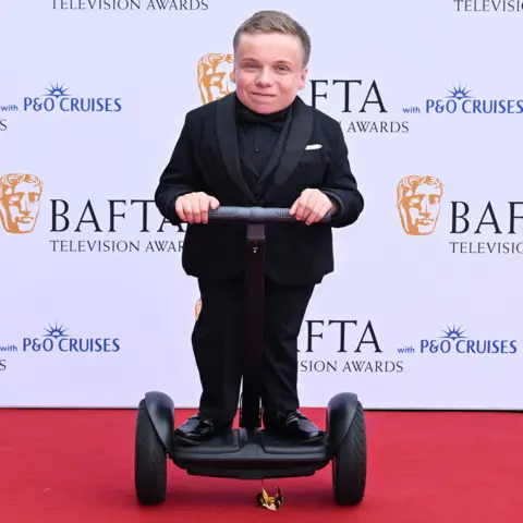 Bafta's Red Carpet: A Tableau of Cultural Luminaries and Evolving Glamour 51