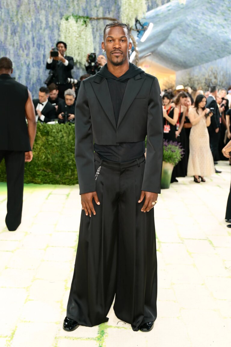 Butler's Met Gala Hoodie-Tuxedo: A Bold Masterclass in Off-Duty Elegance 55