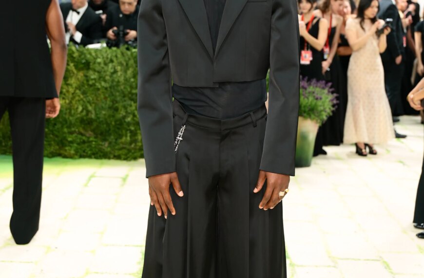 Butler’s Met Gala Hoodie-Tuxedo: A Bold Masterclass in Off-Duty Elegance
