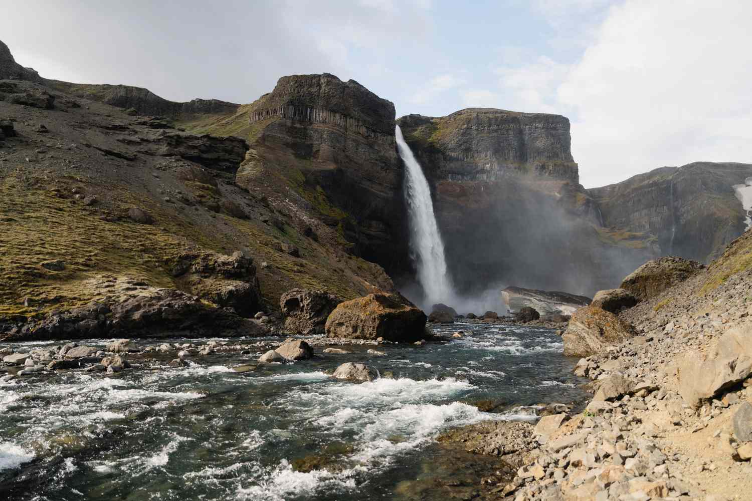 Curated European Voyages: Unforgettable Drives for the Discerning Explorer 15
