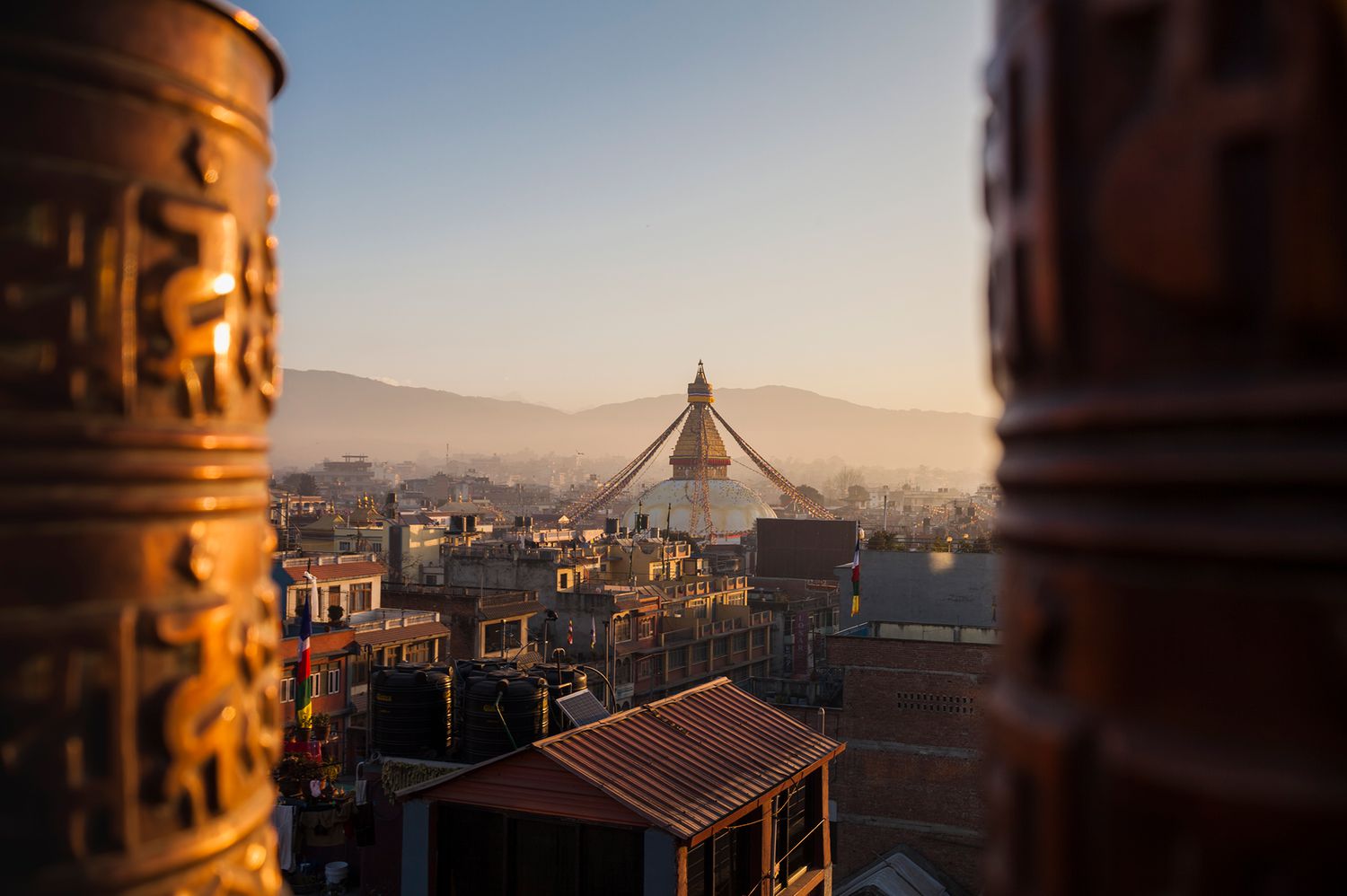 **The Savvy Globetrotter's Guide: Unlocking Global Adventures on a Curator's Budget** 9