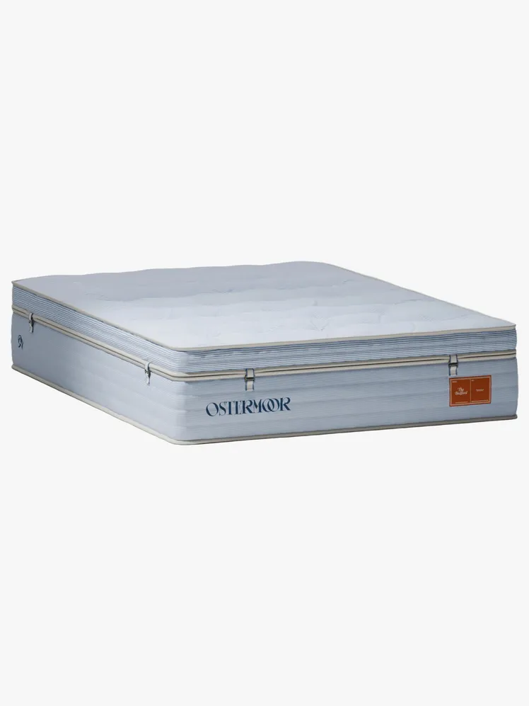 AD's Curated Canvas: Elite Sleep for the Discerning Dwelling 14