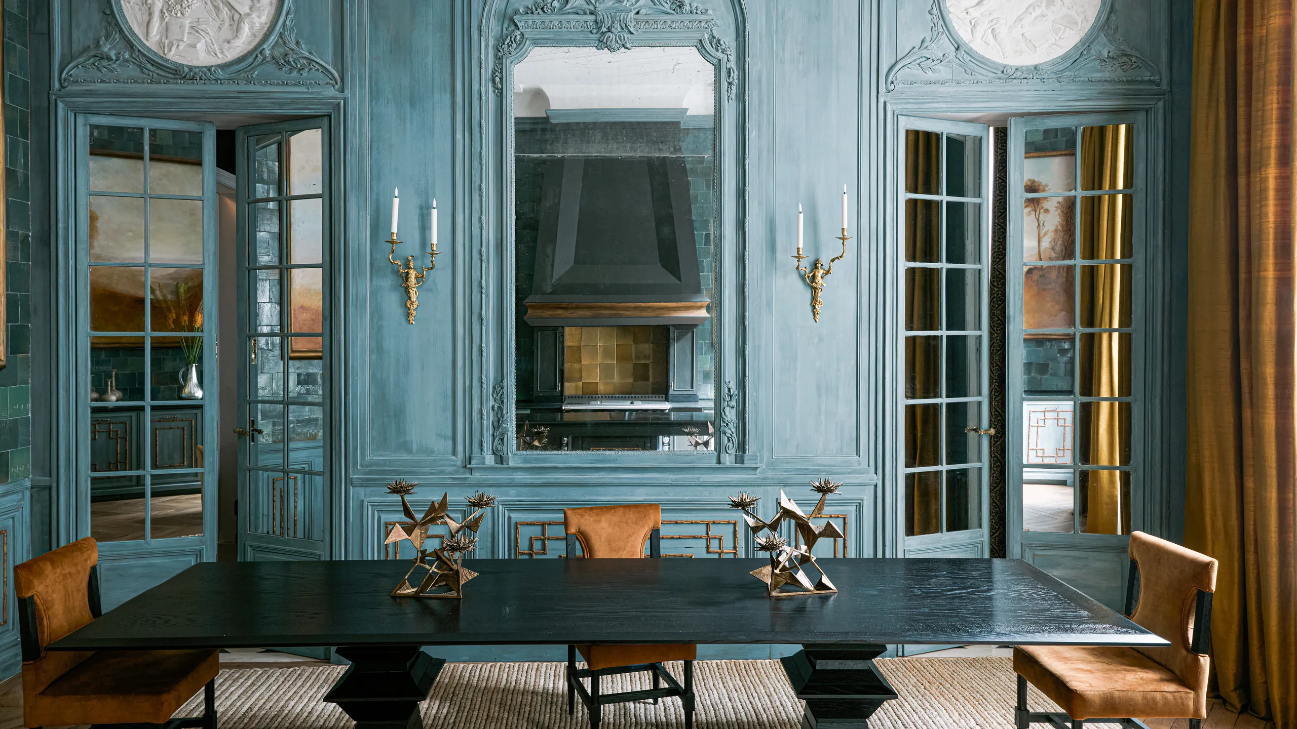 An Elysian Reimagining: Parisian Gallerists Breathe New Life into Orsay's Shadow 18