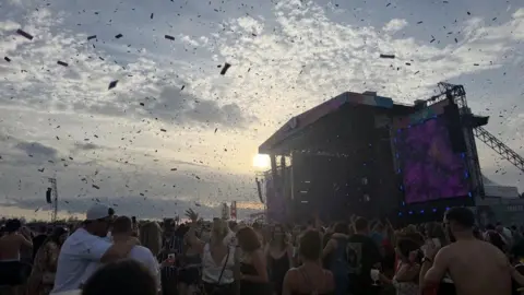 Brighton's Sonic Awakening: Big Weekend Ignites with Fatboy Slim's Electrifying Overture 7