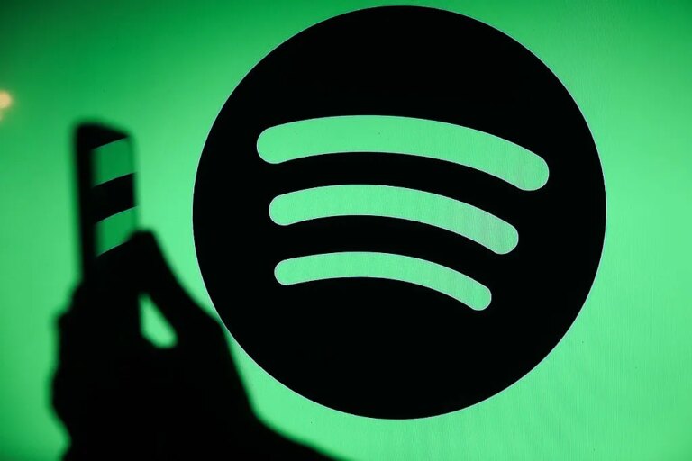 AI-Powered Personal Audio: Spotify's Strategic Bid to Dominate a New Content Frontier 7