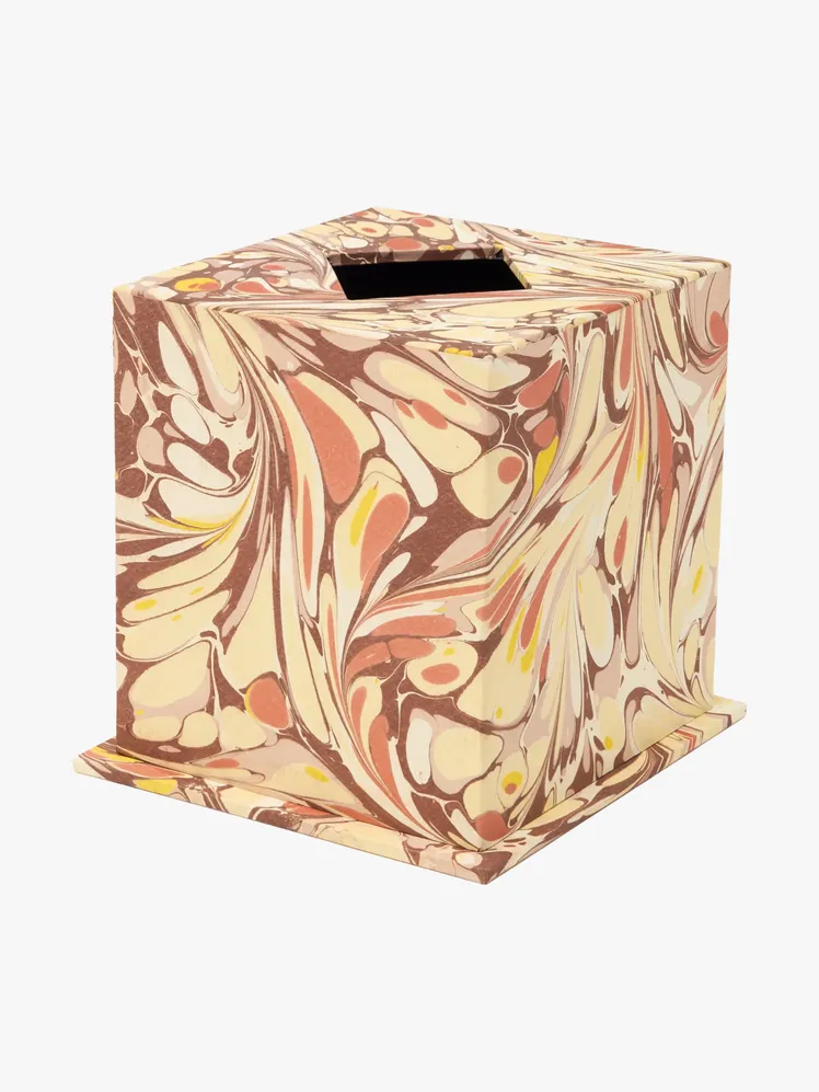 Heirloom Elegance: Bespoke Covers for the Discerning Dwelling 17