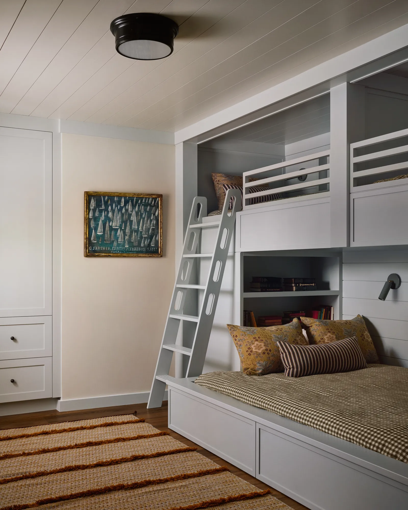 Island Elegance: A Martha's Vineyard Haven Rooted in Timeless Craftsmanship 23