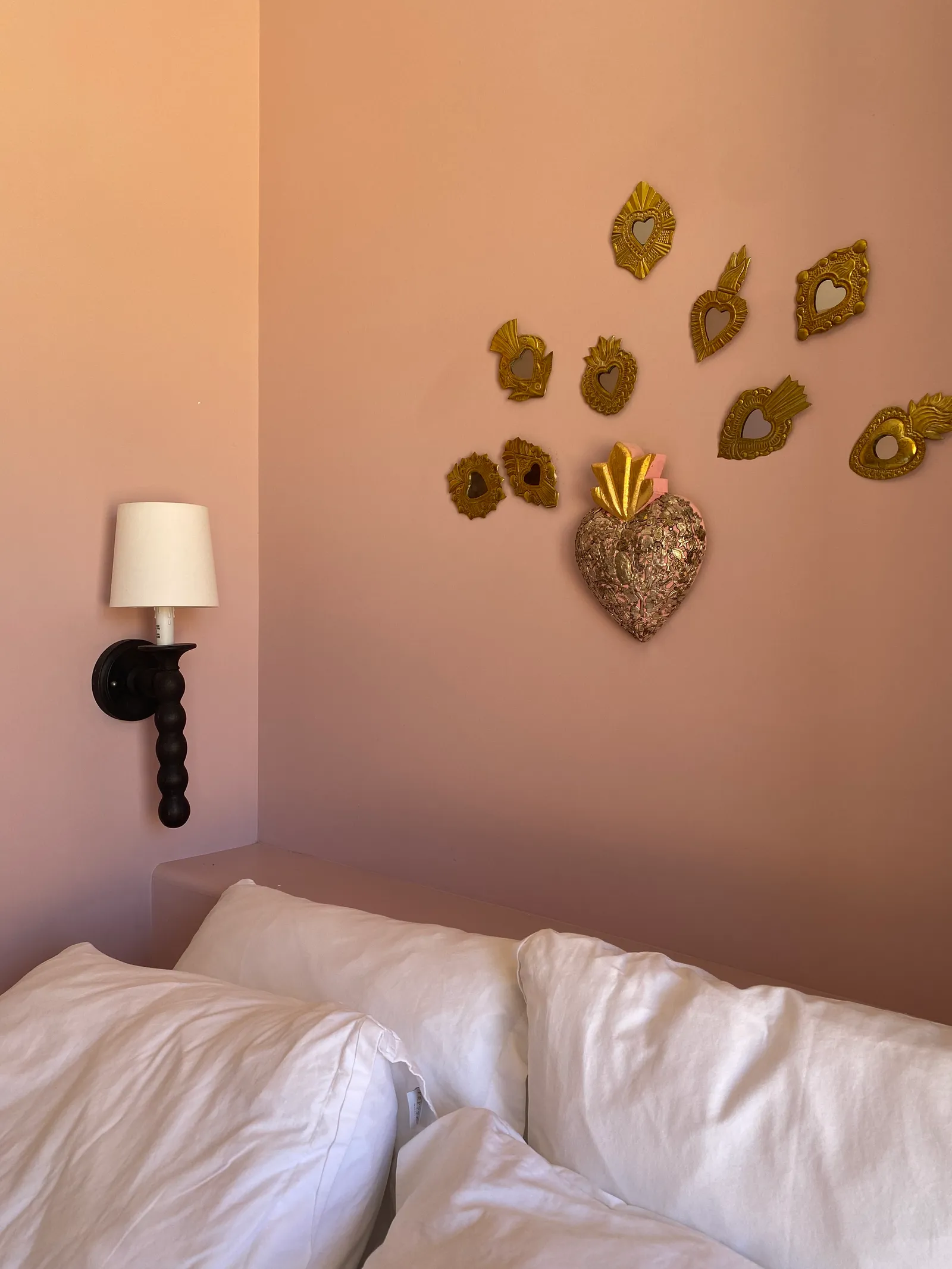 Pioneertown's Palatial Retreat: Where Heritage Meets Hedonistic Design 20