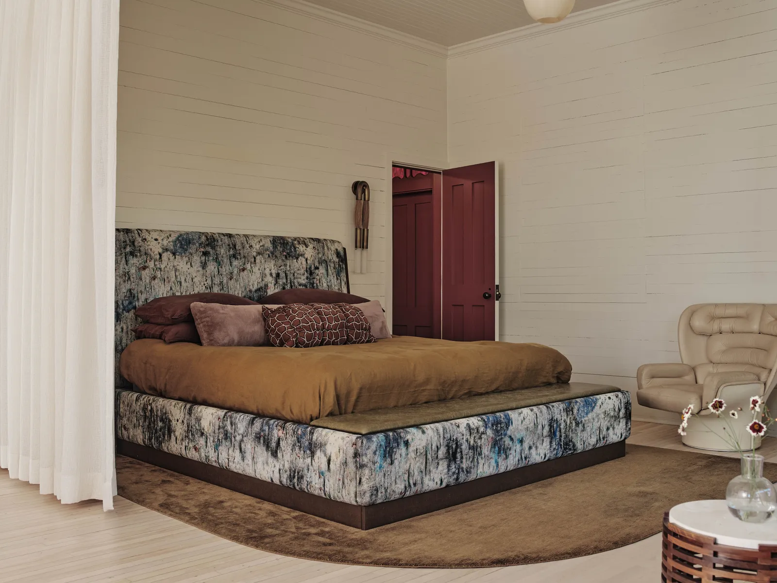 Where Heritage Meets Hedonism: A Circus of Craft in a Schoolhouse Revival 53