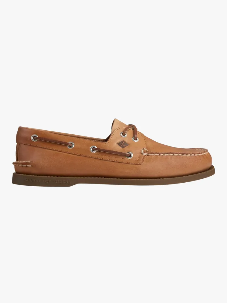 GQ's Picks: The Ultimate Boat Shoes for the Modern Professional 16