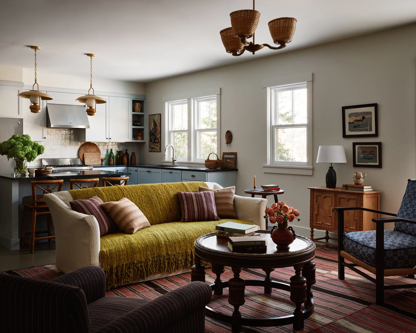 Island Elegance: A Martha's Vineyard Haven Rooted in Timeless Craftsmanship 26