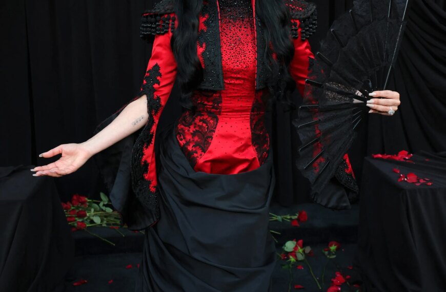 Gaga’s Givenchy Gamble: A Vintage McQueen Masterclass in Haute Disruption