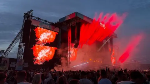 Brighton’s Sonic Awakening: Big Weekend Ignites with Fatboy Slim’s Electrifying Overture