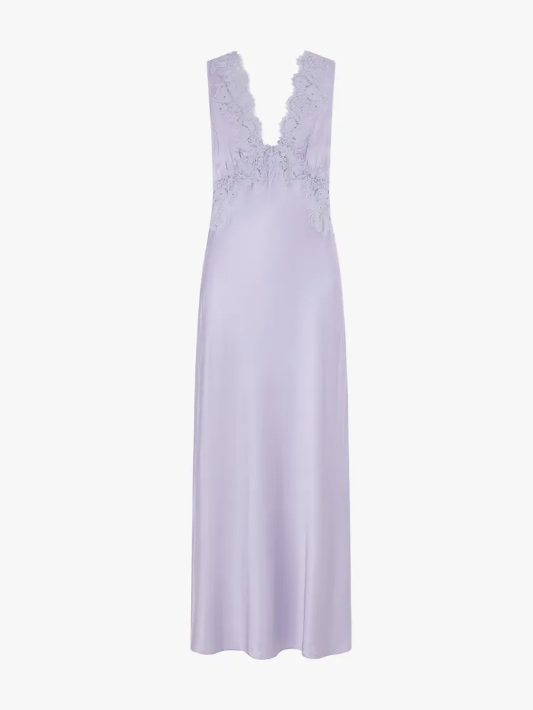 Navigating Nuances: A Connoisseur's Guide to Wedding Attire 82