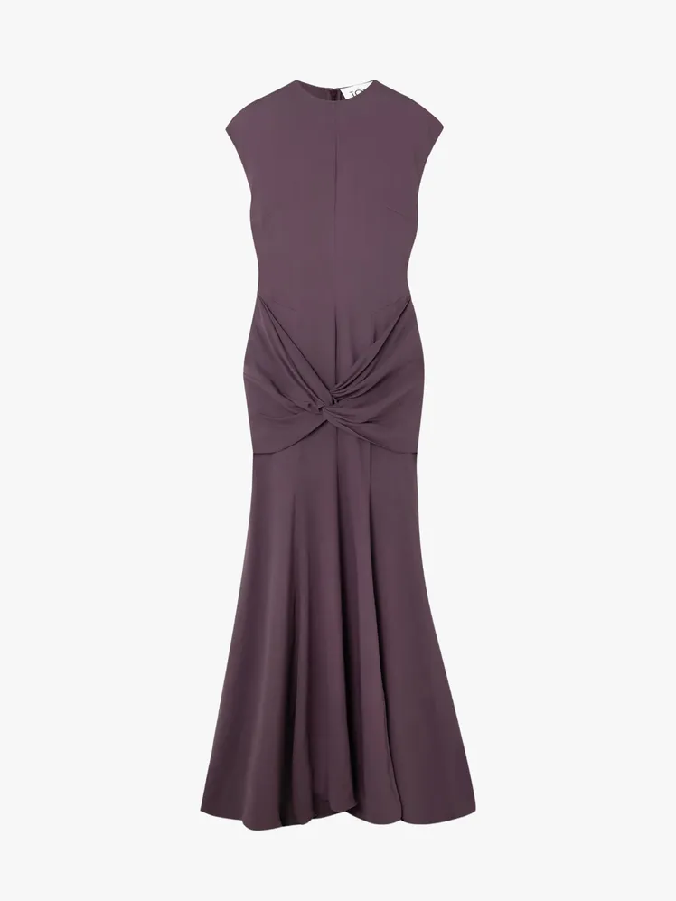 Navigating Nuances: A Connoisseur's Guide to Wedding Attire 64