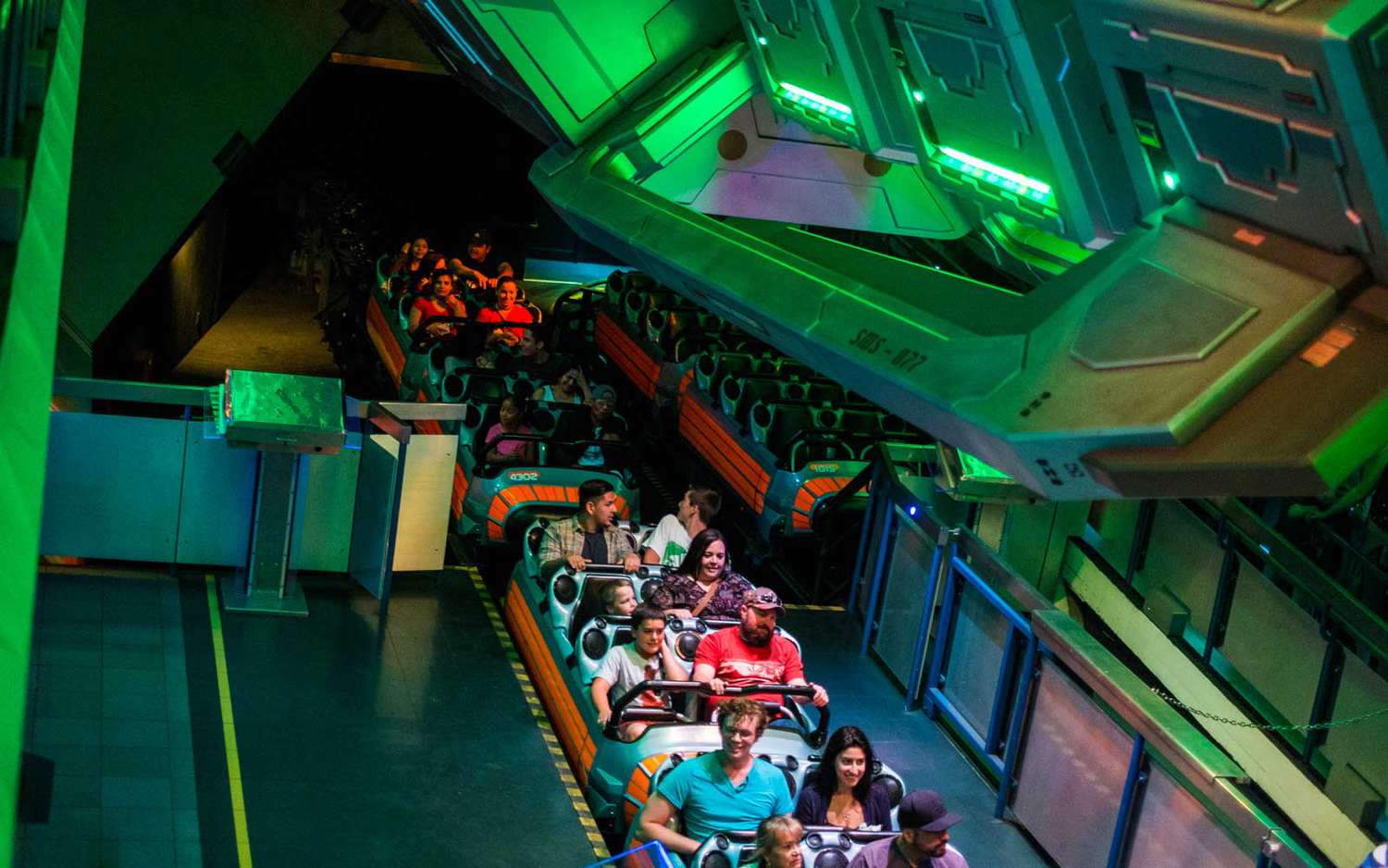 Beyond the Gates: Disneyland's Elite Thrills, Unveiled. 39