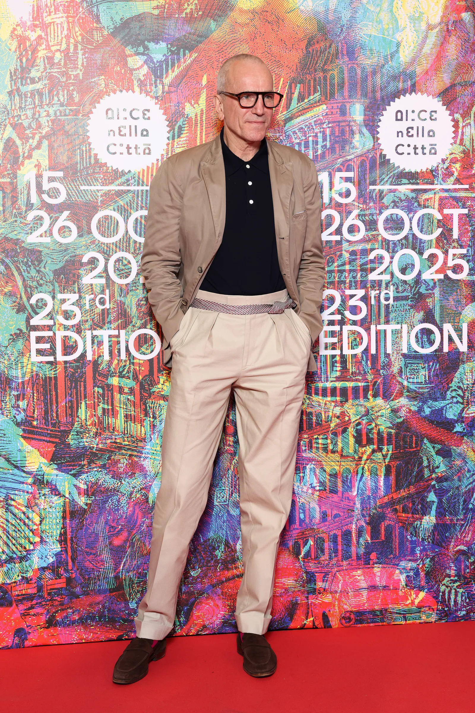 The Executive's New Uniform: The Uncomplicated Power of Khaki 7