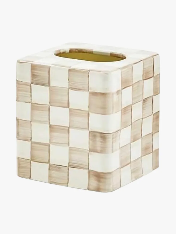 Heirloom Elegance: Bespoke Covers for the Discerning Dwelling 12