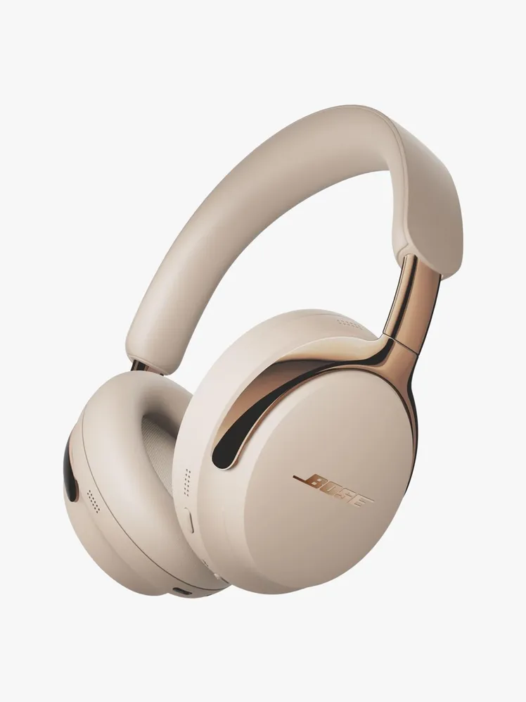 GQ's 2026 Edit: The Ultimate Gift Guide for the Discerning Man 136