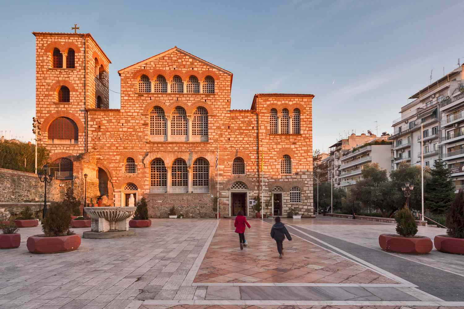 Echoes of Antiquity: Greece's Elite Havens & Whispers of the Aegean 22