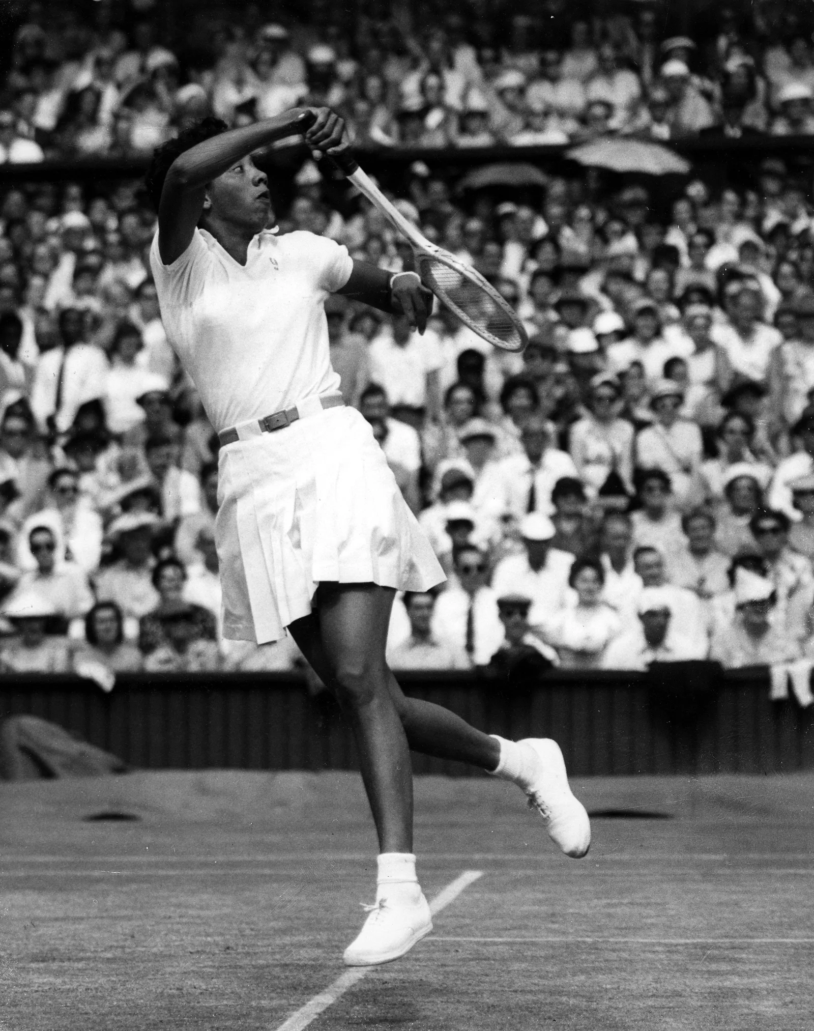The Court's Chic Canvas: How Tennis and Style Converse 7