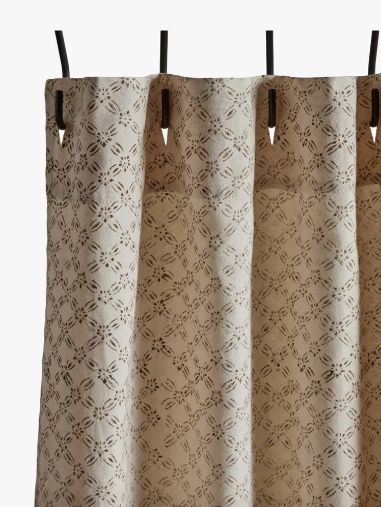 Sanctuary Silhouettes: Curated Linens for the Discerning Abode 41
