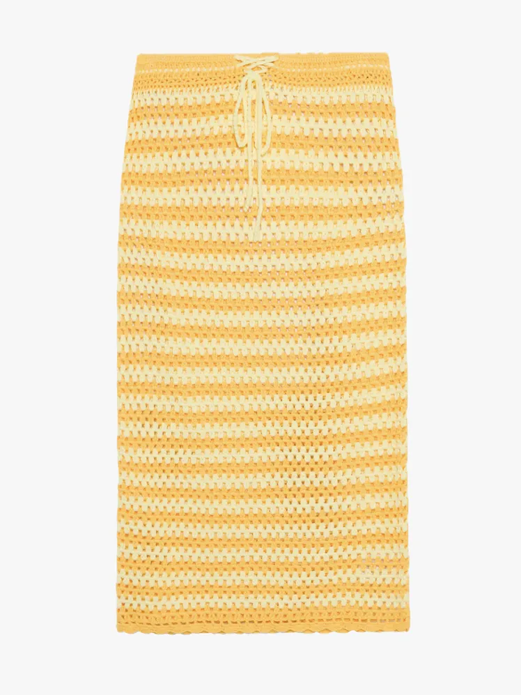 Effortless Elegance: Your Ultimate Guide to Chic Beach Cover-Ups 94