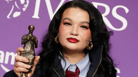Global Sound Weavers: Fender, Rosalía, and Alon Honored at Ivors for Cultural Resonance 10