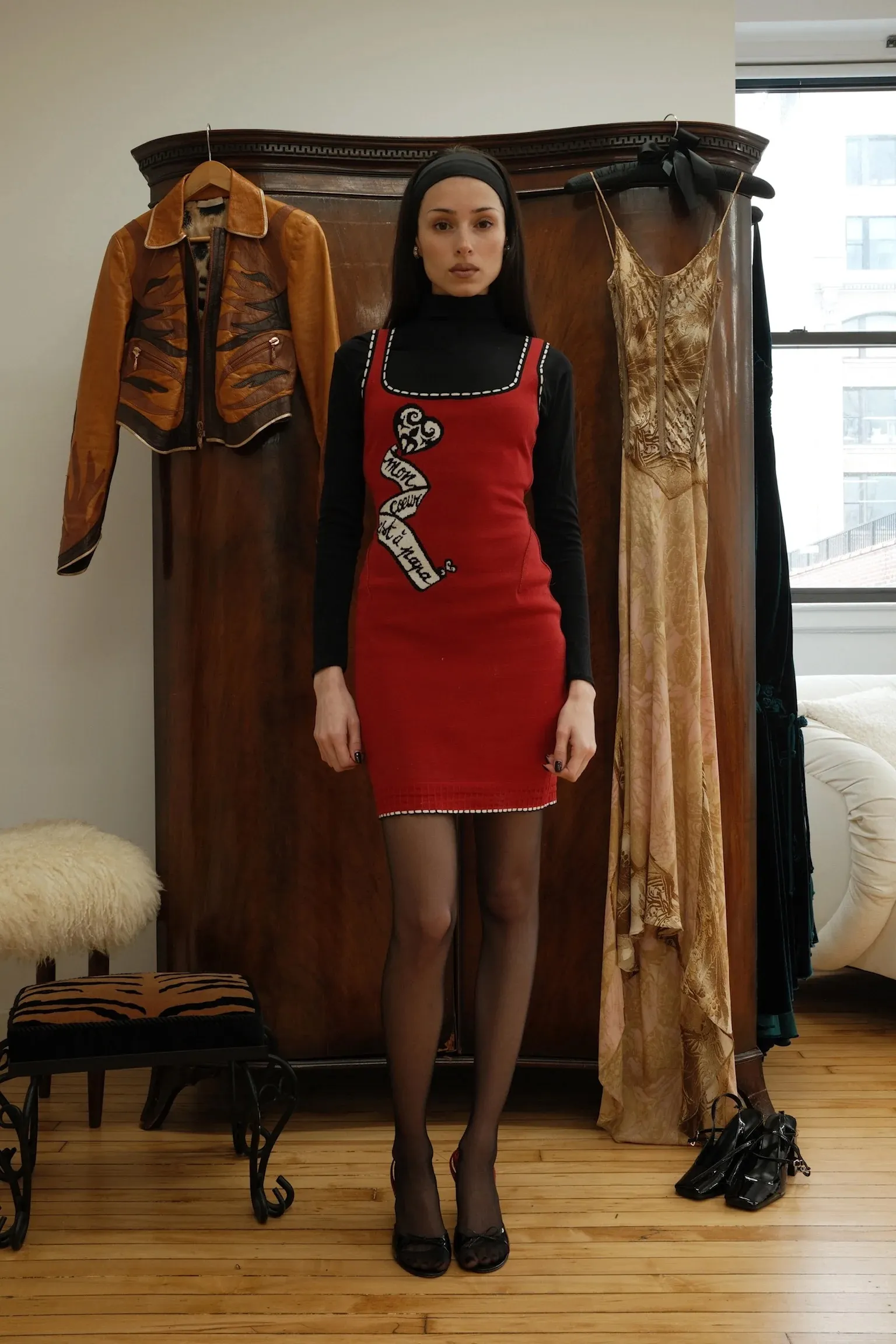 Chic Archives: Iconic Designer Pieces Now Available for Borrow 9