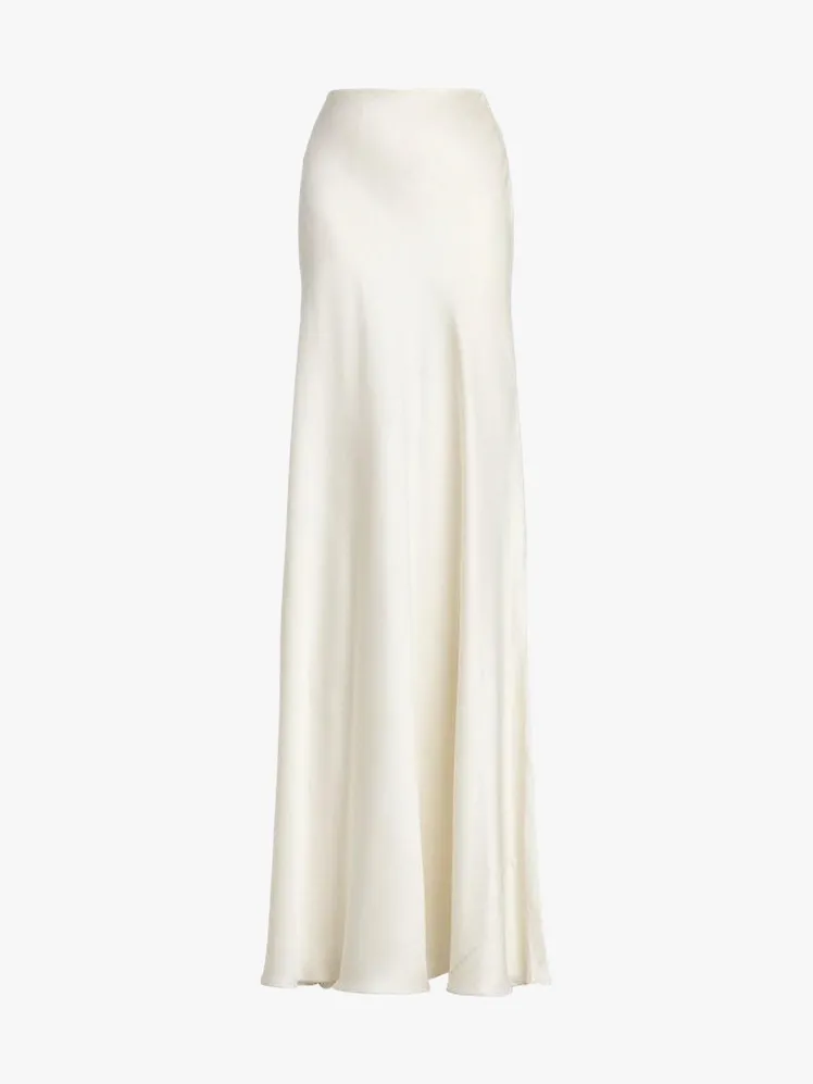Chic Summer Ensembles: A Symphony in White 66