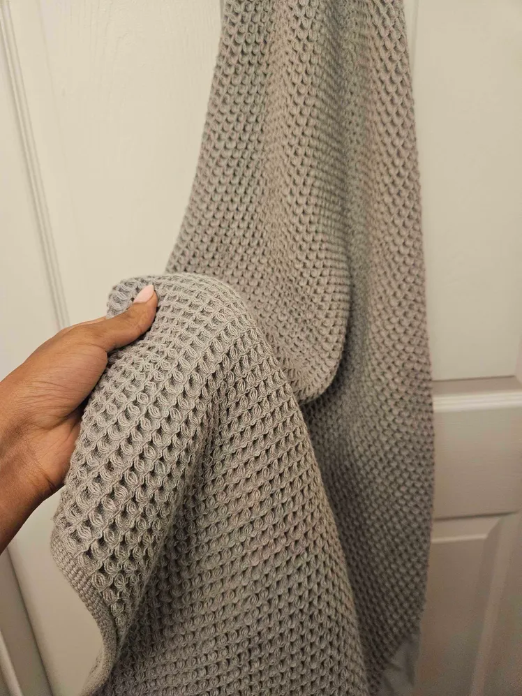 Woven Legacies: Indulge in the Tactile Artistry of Elite Bath Linens 16