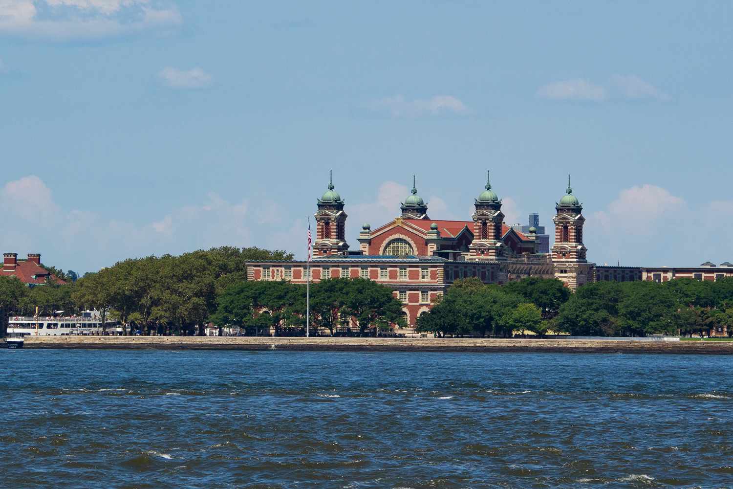 Beyond the Velvet Ropes: New York's Most Coveted Cultural Sanctuaries 32