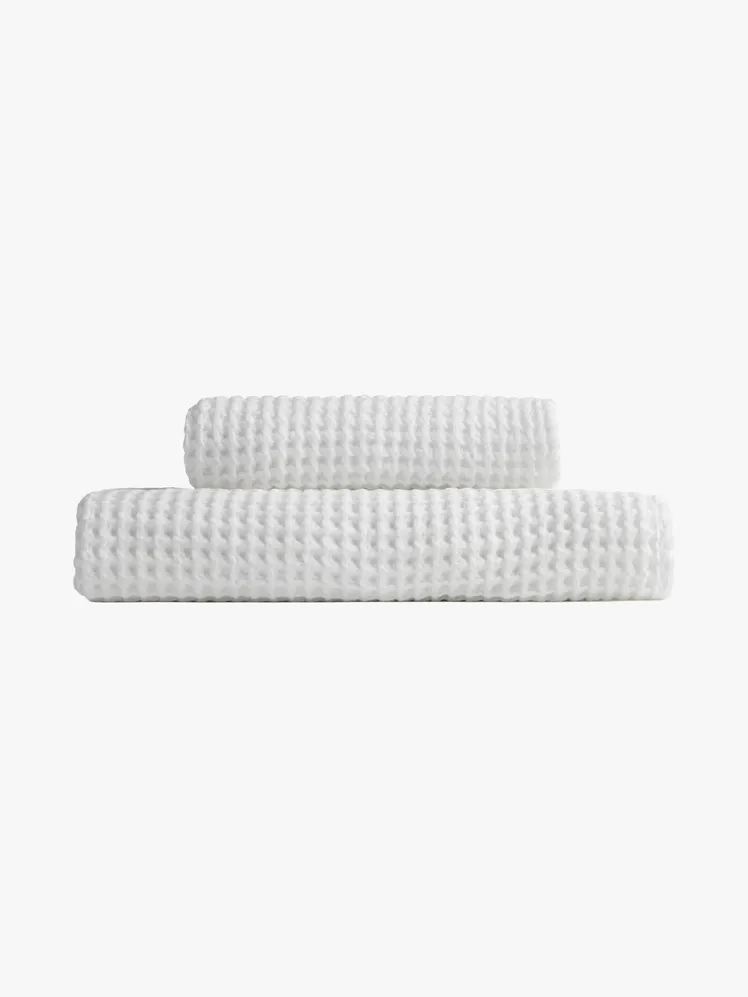 Woven Legacies: Indulge in the Tactile Artistry of Elite Bath Linens 19