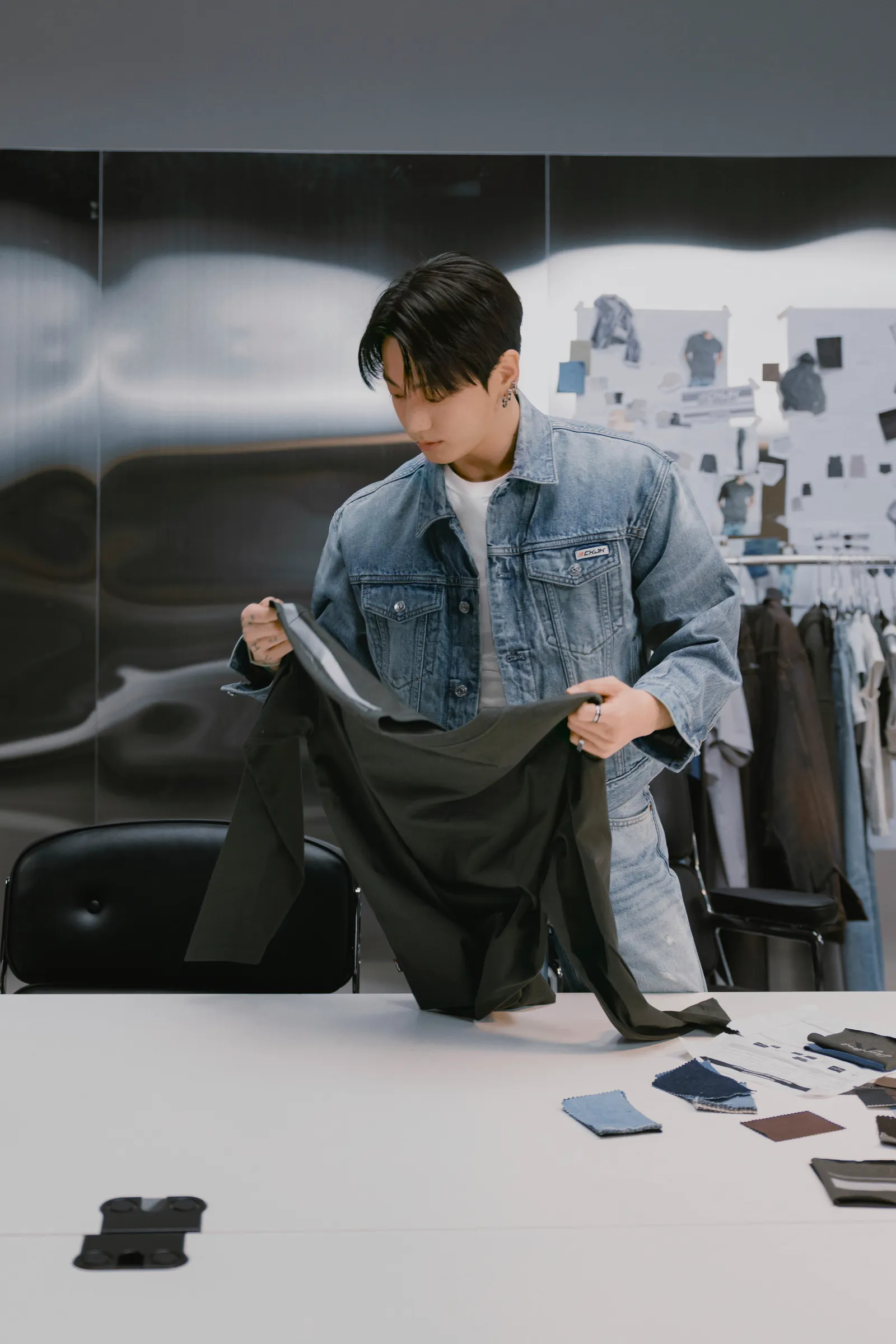 Jung Kook's Calvin Klein: A Collector's Edition Appreciation 8