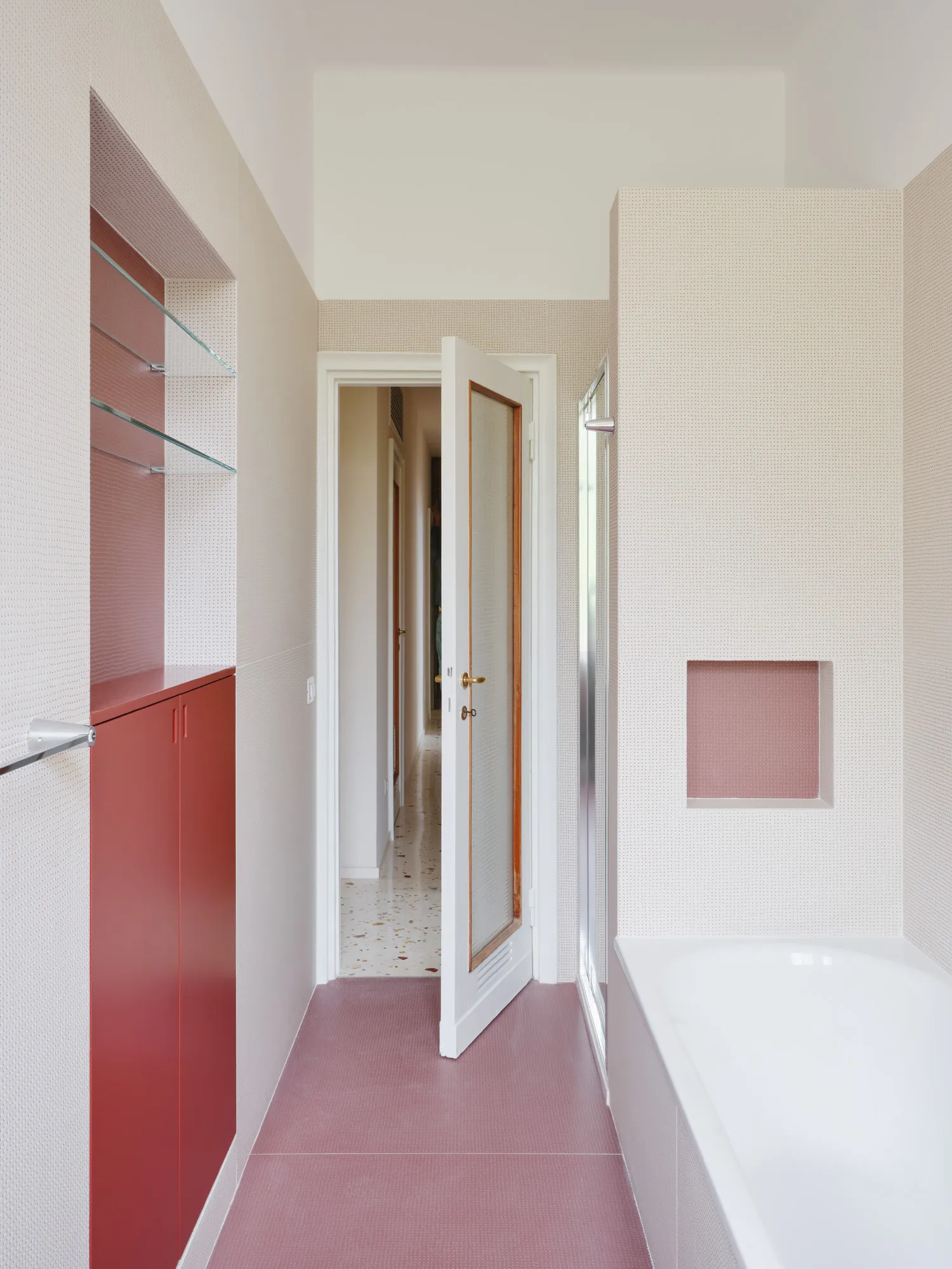 Milanese Bloom: Where Blush Marble Meets Springtime Serenity 37