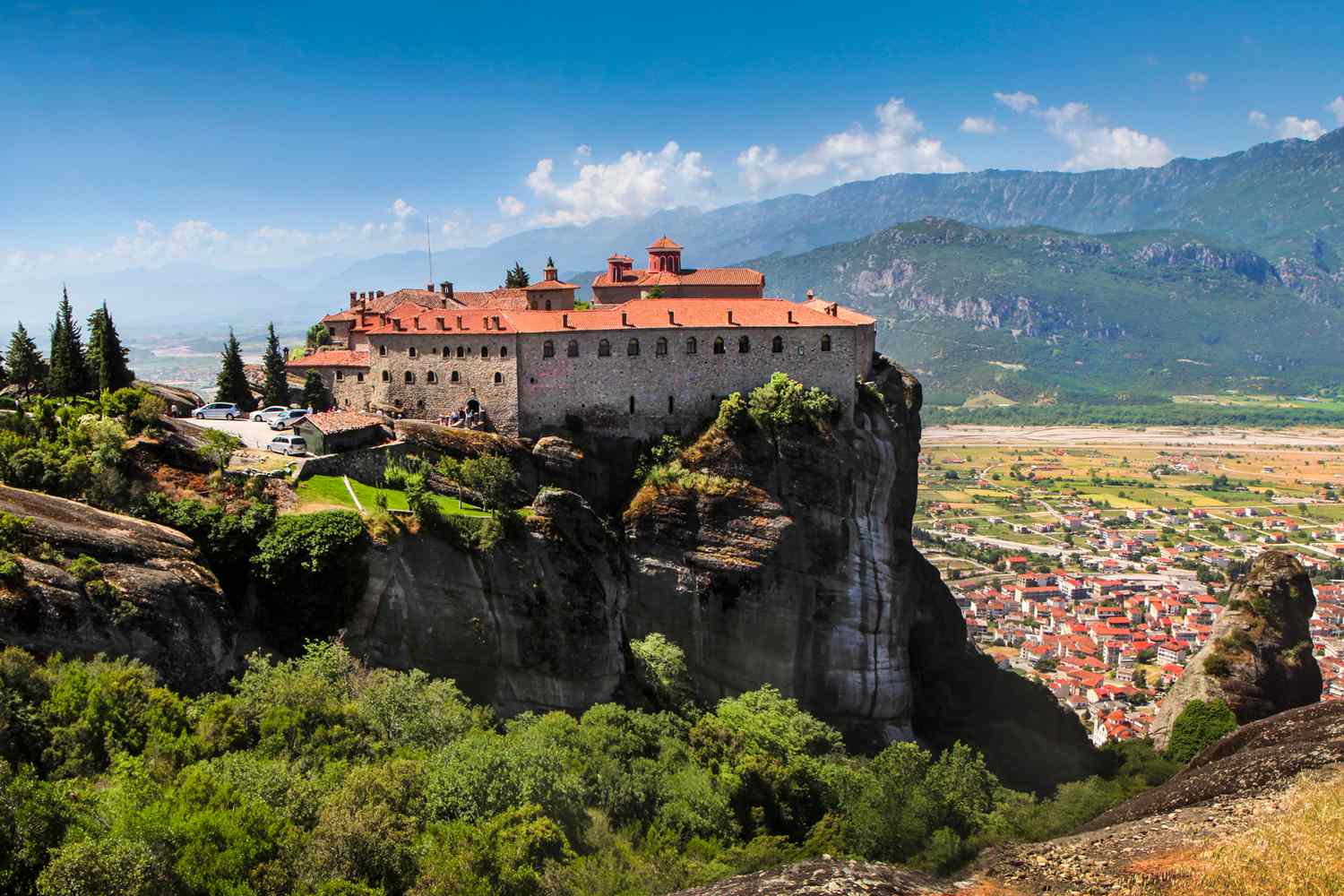 Echoes of Antiquity: Greece's Elite Havens & Whispers of the Aegean 26