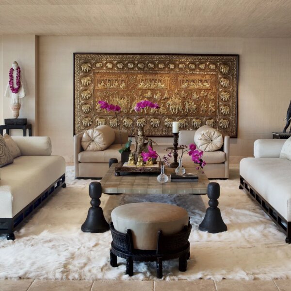 Cher’s Timeless Los Angeles Abode: A Symphony of Glamour and Heritage