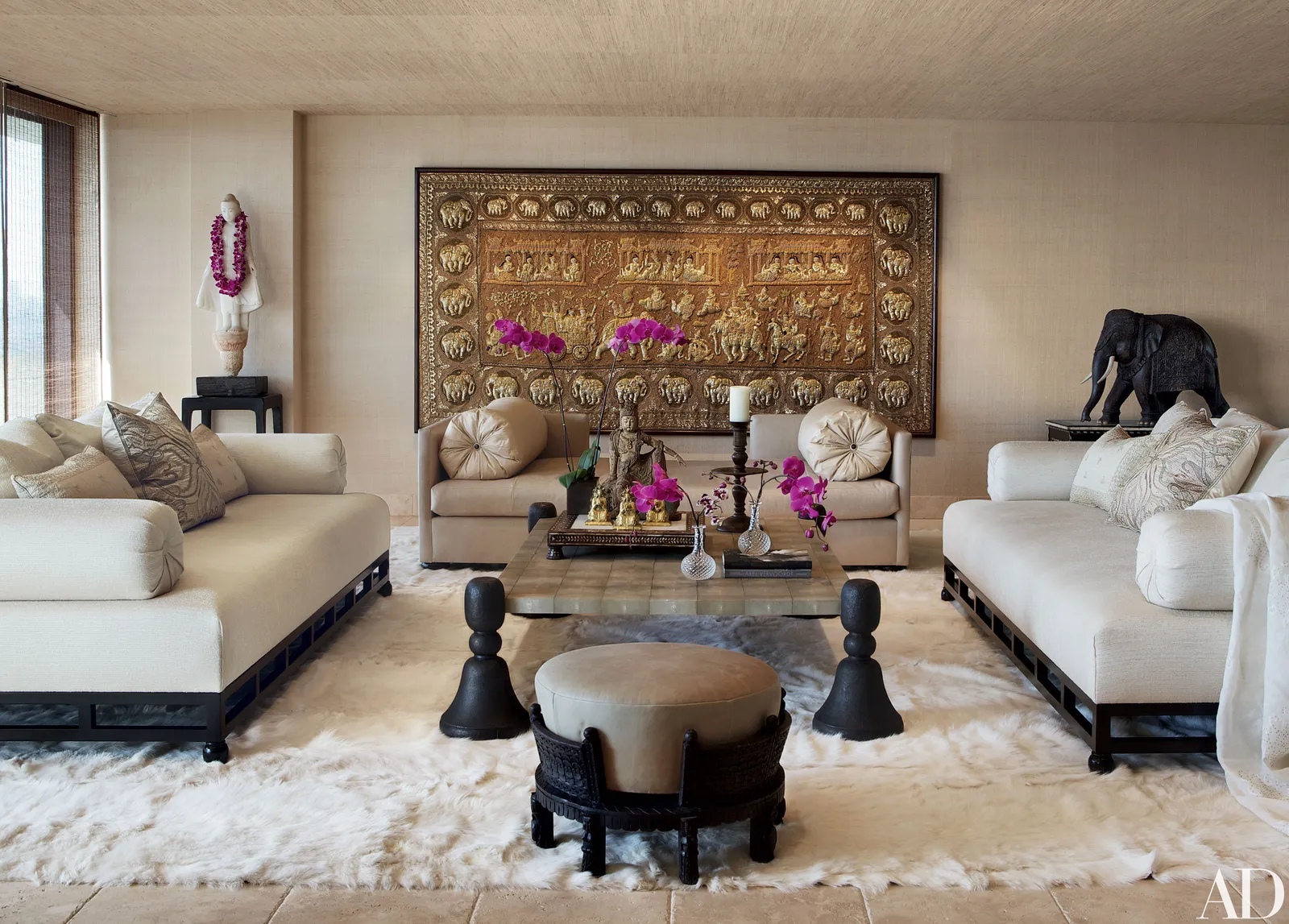 Cher's Timeless Los Angeles Abode: A Symphony of Glamour and Heritage 10 Cher's Timeless Los Angeles Abode: A Symphony of Glamour and Heritage 8