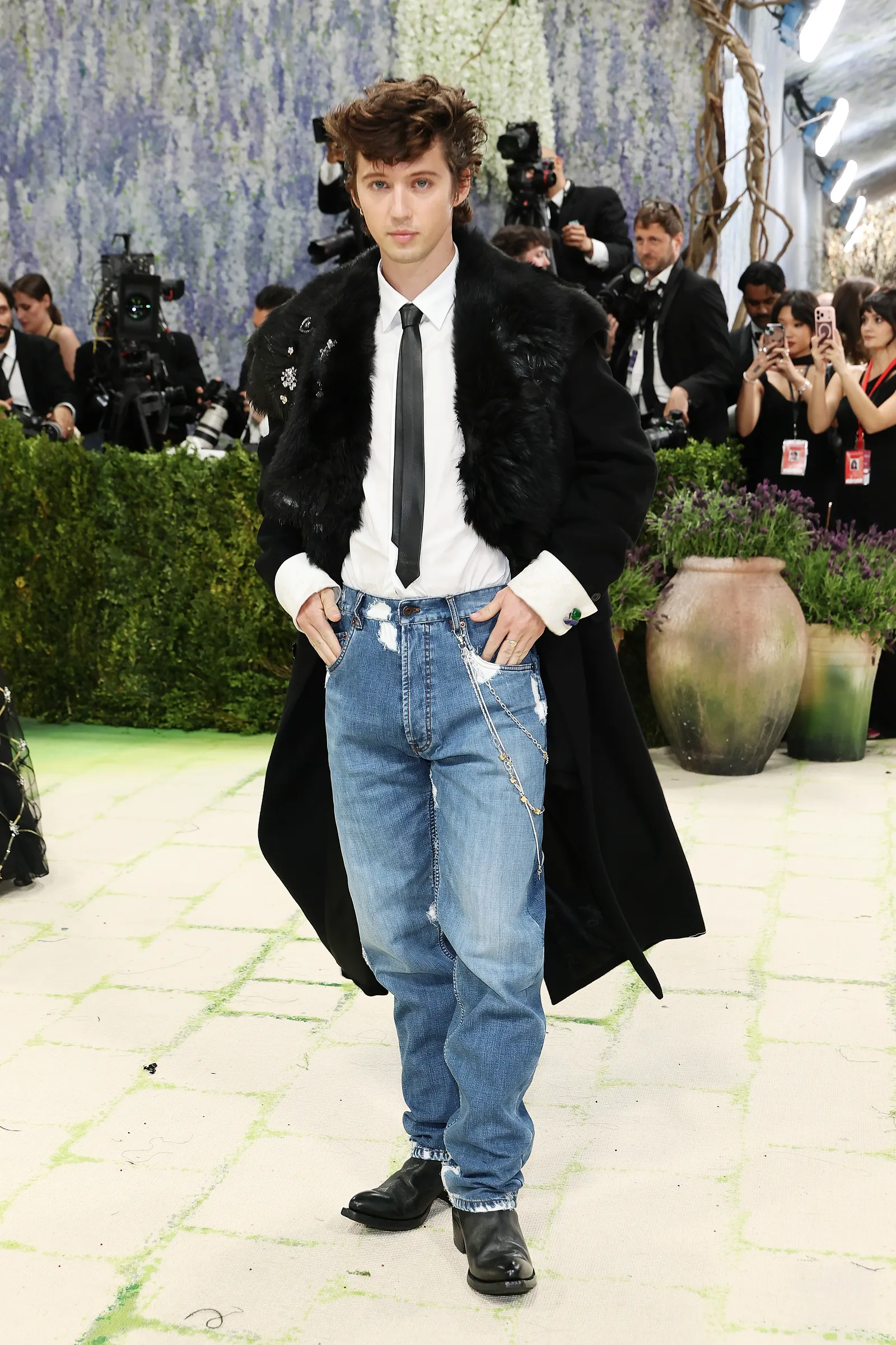 Prada's Priciest Rips: How to Rock the Met Gala's Most Unexpected Statement 6