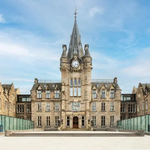 Business Style news 122 Beyond Bricks and Mortar: Architects Reimagine Community Spaces and Shelter