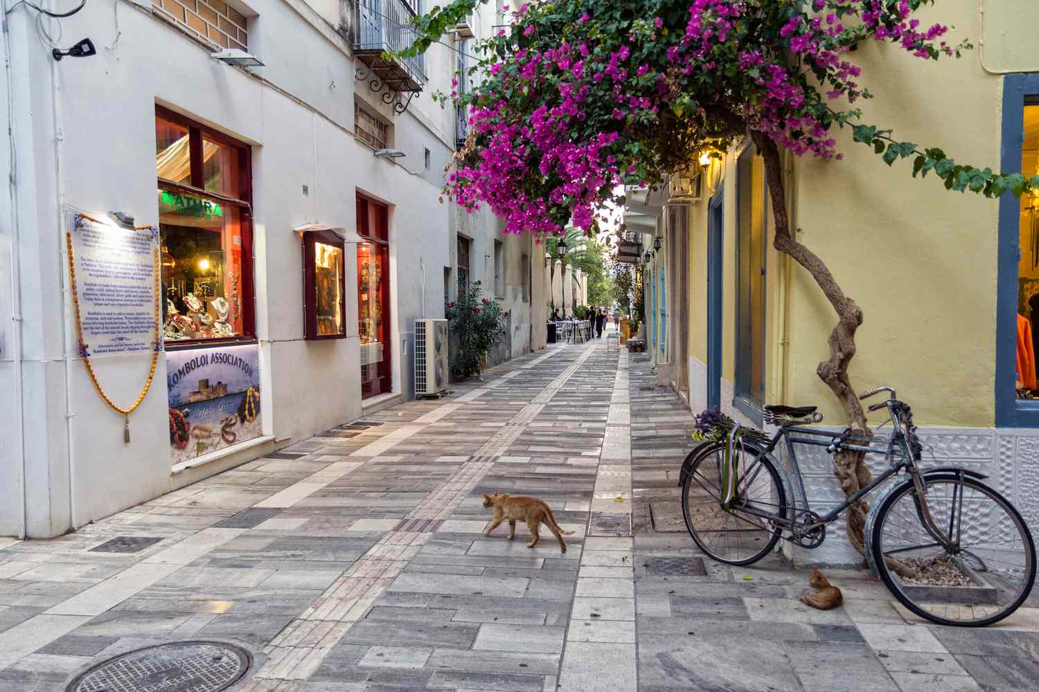 Echoes of Antiquity: Greece's Elite Havens & Whispers of the Aegean 19