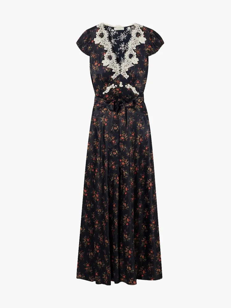 Navigating Nuances: A Connoisseur's Guide to Wedding Attire 95