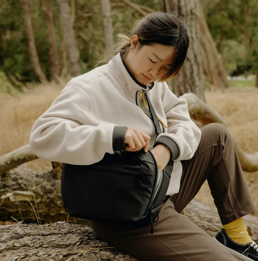Peak Design Unveils Up to 50% Off Iconic Camera Bags 23