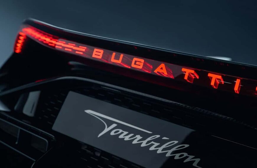 Bugatti Unleashes Track-Focused Bolide Powerhouse with Tourbillon DNA