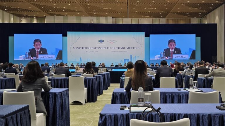 APEC Summit: China Advocates for Enhanced Trade Collaboration Amidst Ministerial Absence 1